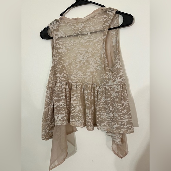 Women's tank tops - Picture 6 of 9